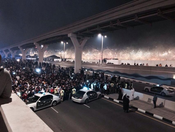 Traffic chaos on The Palm, New Year's Eve - photo credit facebook.com/pages/NYE-Scamdance-Dubai/