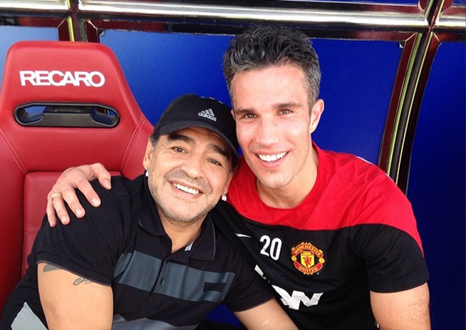 Diego Maradona meets Robin van Persie (from instagram/robinvanpersie)