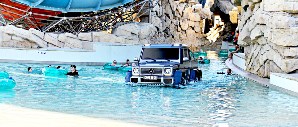 Yas Waterworld hosts Top Gear stunt