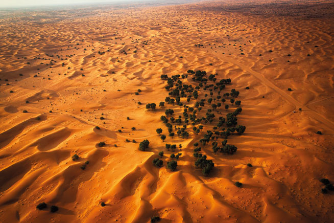 Pictures of Dubai desert from the sky