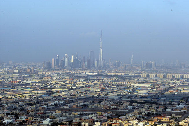 Earthquake in Dubai (stock image of Dubai skyline)