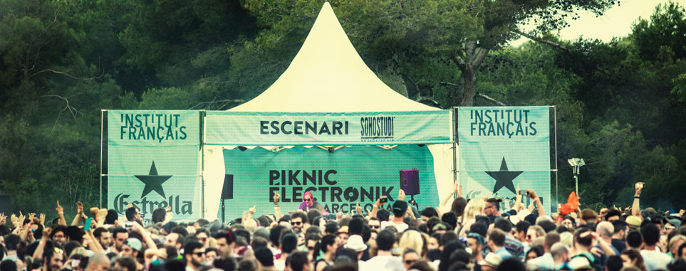 Piknic Electronik music festival in Dubai