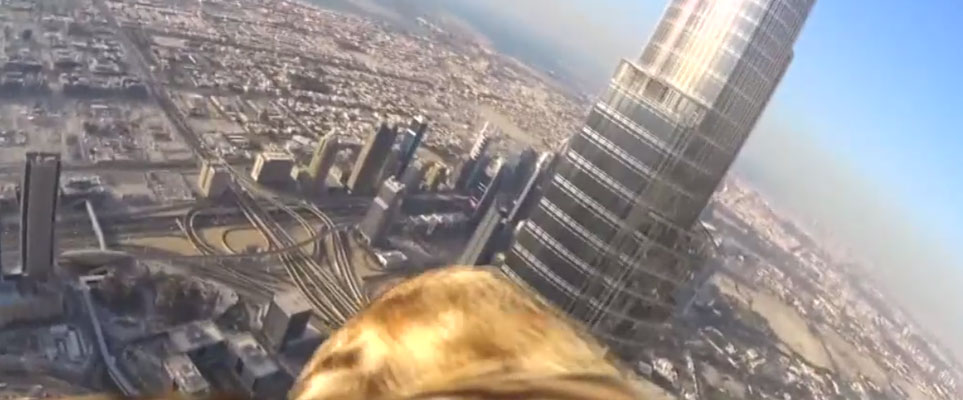 Burj Khalifa bird's eye view - Dubai world record eagle flight