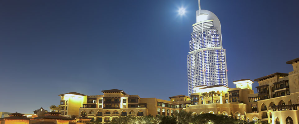 downtown dubai at night