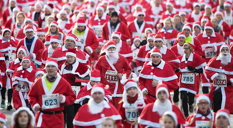 Santa Run Dubai Festival City