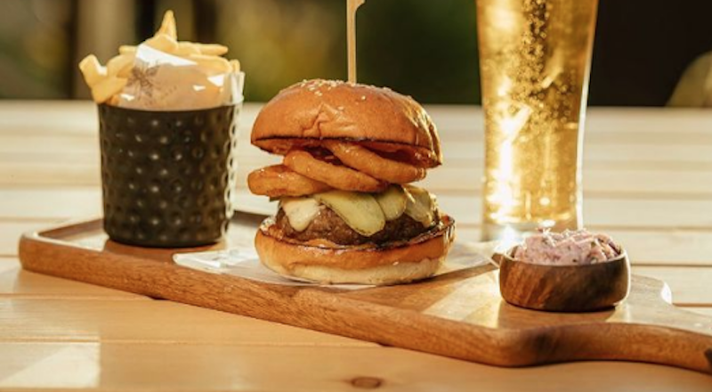 Dubai burger and beer deals