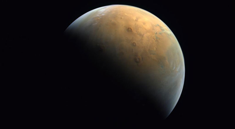 hope probe mars photo