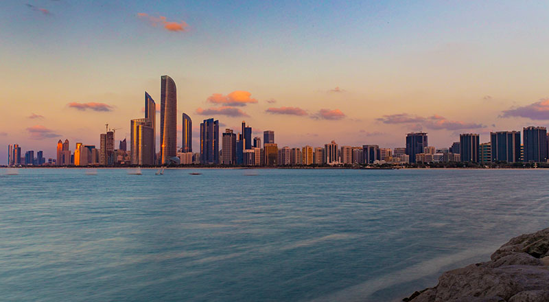 abu dhabi skyline