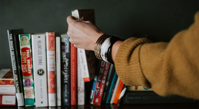 WHATS ON THE BOOKSHELF